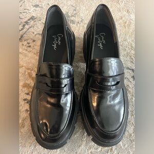 Crown Vintage Loafers